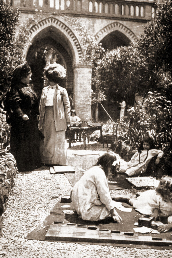 Maria Montessori Visiting Via Giusti