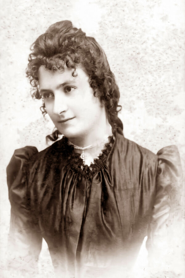 Maria Montessori, 1887