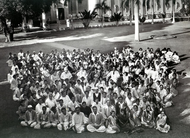 Montessori Course, 1939, Adyar, India, Group Photo